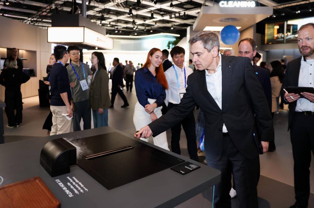 FA2025为全球用户重构全屋智慧生活AG真人试玩平台美的领先科技惊艳亮相I(图5) FA2025为全球用户重构全屋智慧生活AG真人试玩平台美的领先科技惊艳亮相I(图5)